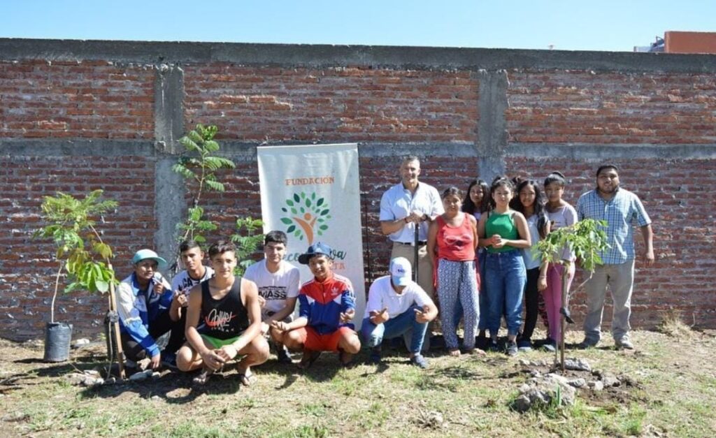 Plantación de especies nativas